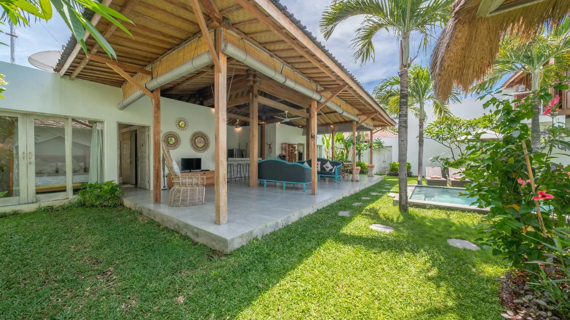 Villa Palm Tree - Huge 4Bd Villa Center Seminyak 0*, Seminyak (Bali) Indonesia