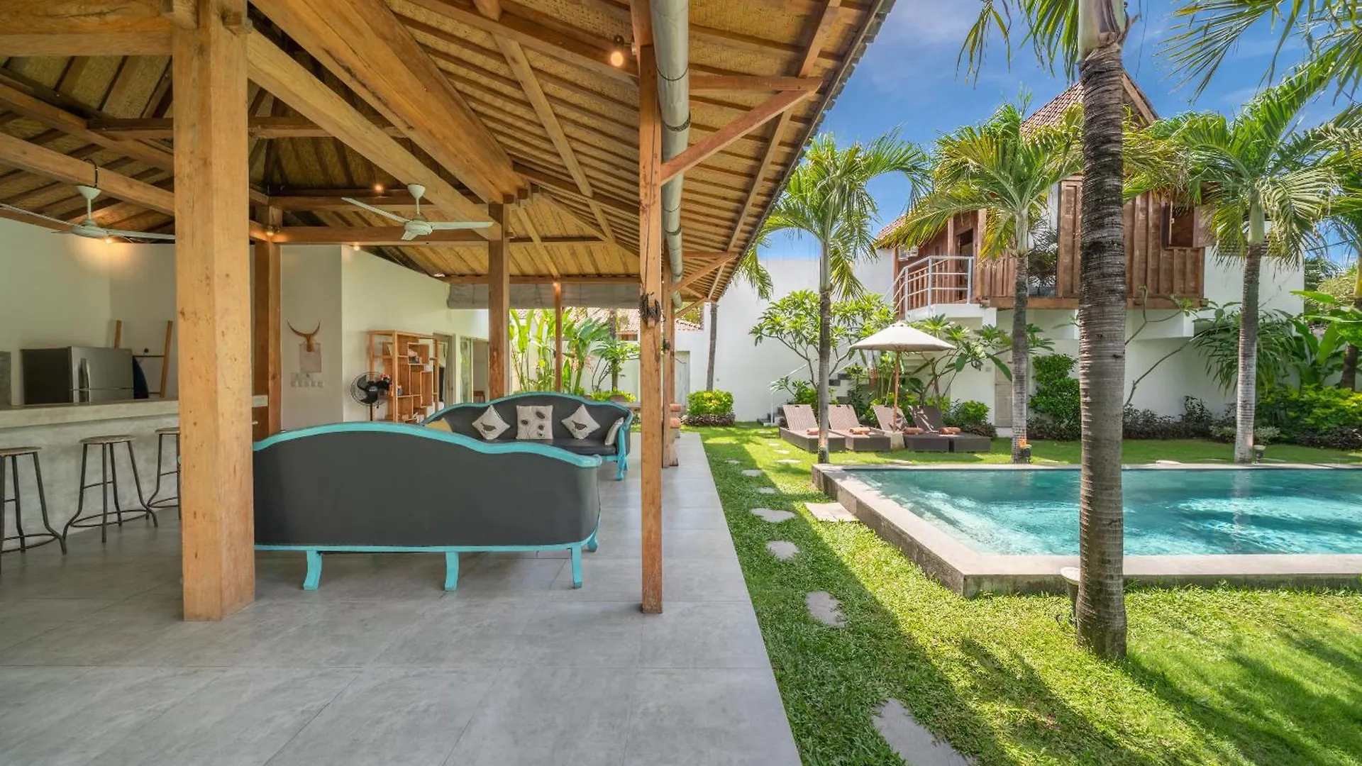 Villa Palm Tree - Huge 4Bd Villa Center Seminyak Indonesia