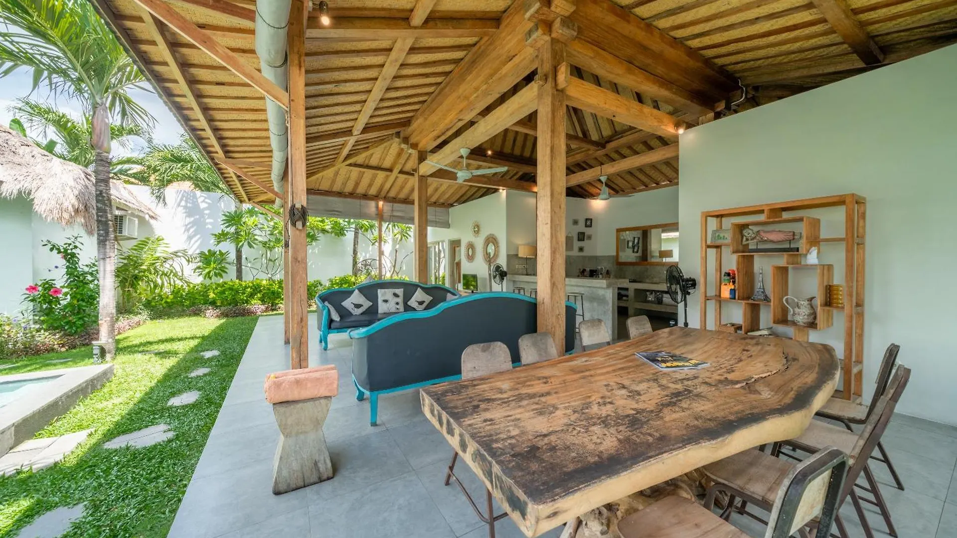 Villa Palm Tree - Huge 4Bd Villa Center Seminyak