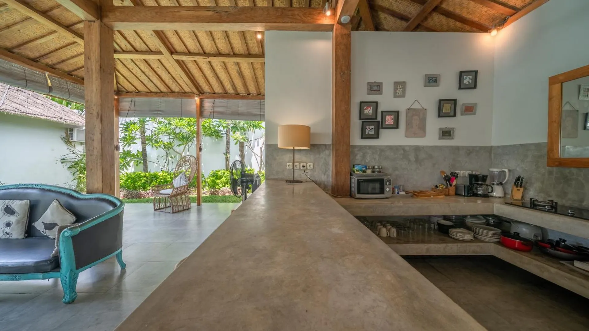 Villa Palm Tree - Huge 4Bd Villa Center Seminyak