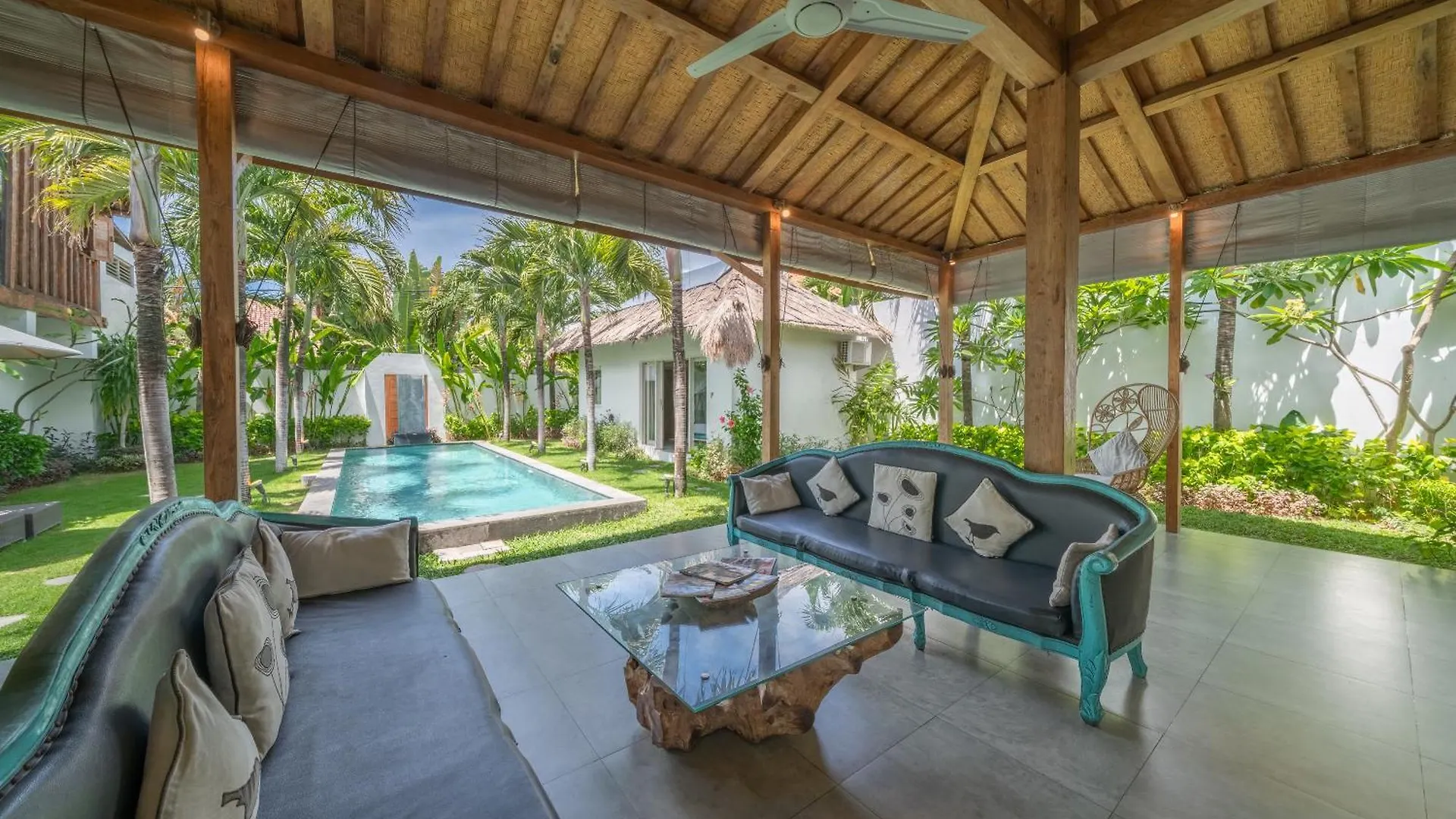 Villa Palm Tree - Huge 4Bd Villa Center Seminyak