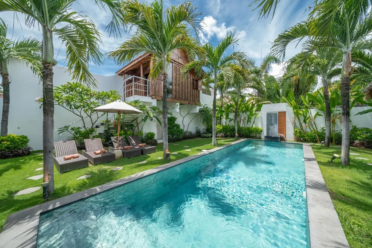 Villa Palm Tree - Huge 4Bd Villa Center Seminyak